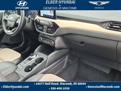 2021 Ford Escape Hybrid Titanium