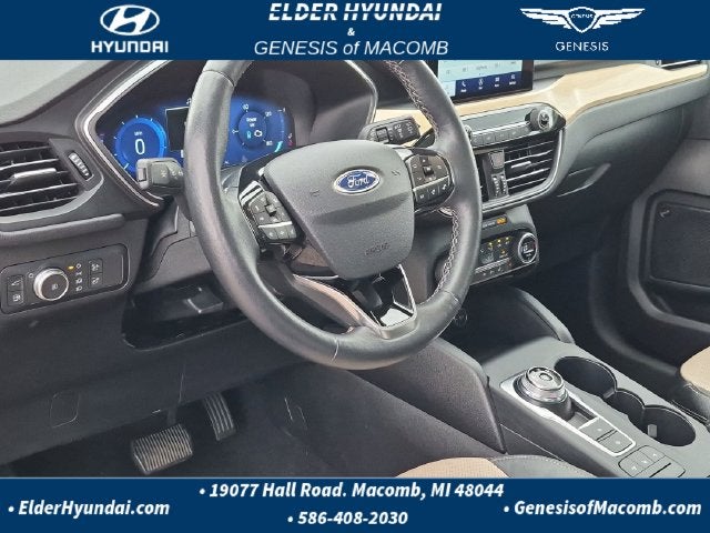 2021 Ford Escape Hybrid Titanium