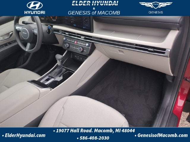 2025 Hyundai Tucson SE