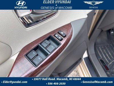 2014 Toyota Sienna XLE 8 Passenger