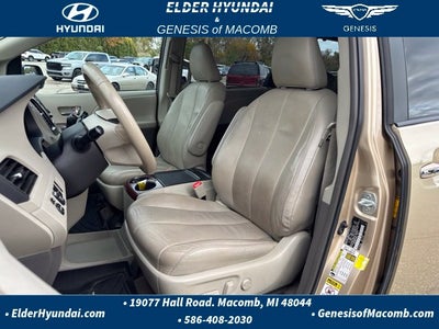 2014 Toyota Sienna XLE 8 Passenger
