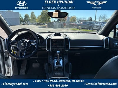 2016 Porsche Cayenne Base